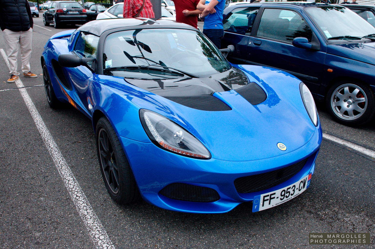 Lotus Elise-02.jpg